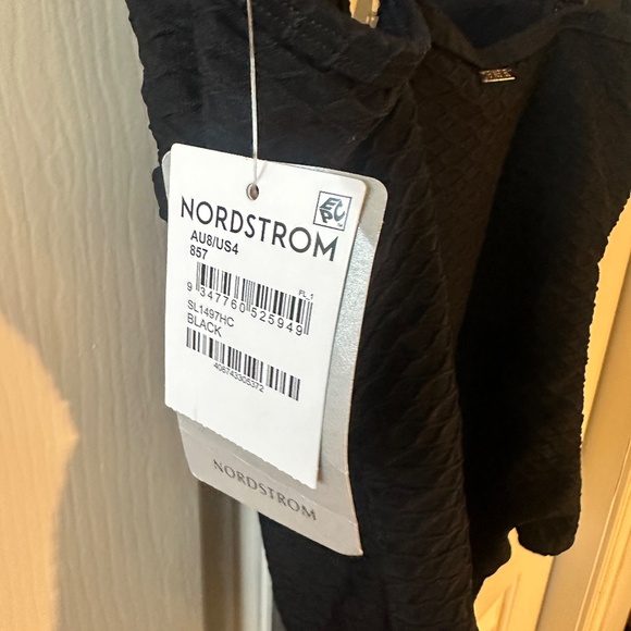 NWT Sea Level Australia Honeycomb Spliced One Piece - Black - Size 4 - Picture 6 of 9